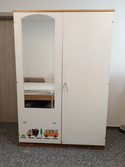 šatní skříň dvoukřídlá DARUJI ZA ODVOZ - 2