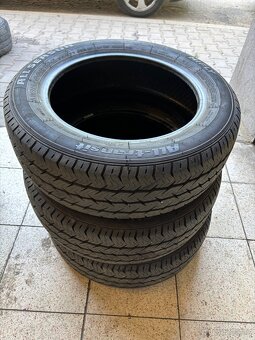 Pneu Hifly 195/60 r16C - 2
