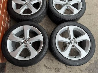 Alu 17" 5x112, VW typ " BROOKLIN " letní pneu 60% - 2