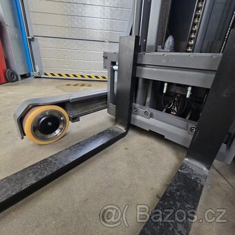 Retrak Unicarriers Nissan ULS120DTFVXC570 - 2