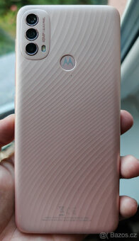 Telefon Motorola Moto E40 - 2