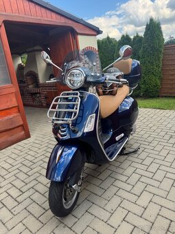 Vespa GTS 300 - 2