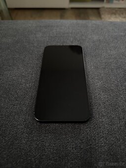 iPhone 12 64 GB Černý – velmi dobrý stav - 2