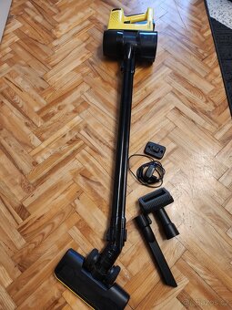 Vysavač aku Karcher - 2