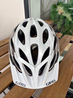 Cyklistická přilba Giro - 2