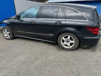Mercedes Benz třídy R - W251 - 2