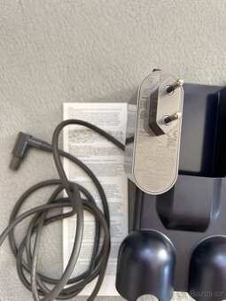 Nabíječka a držák na zeď Dyson gen5 Detect Absolute - 2