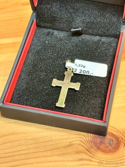 Zlatý přívěsek 1,22g - 2