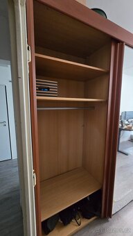 Šatní skříň s posuvnými dveřmi 280cm - 2