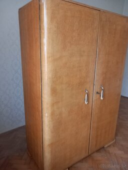 retro dřevěné skříně - 2