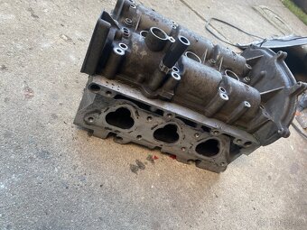 Škoda romster hlava - 2