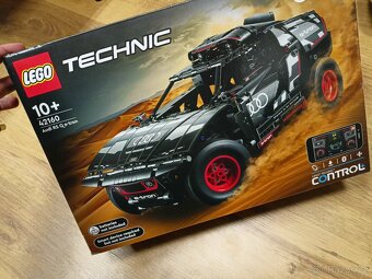 Prodám nové, nerozbalené LEGO® Technic™ 42160 Audi RS Q e-t - 2