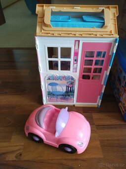 Dům pro Barbie +auto - 2