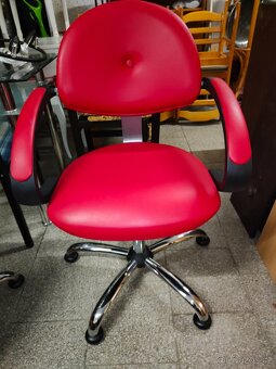 Kadeřnické - kancelářské křesla - 2