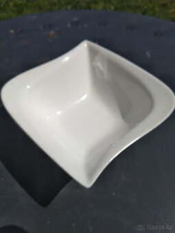 Prodám misky na salát, 9 kusů. - 2