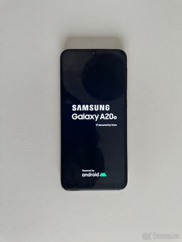 Samsung Galaxy A20e - 2