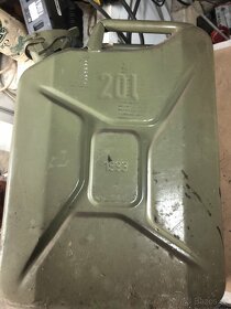 Plechový kanystr 20L - 2