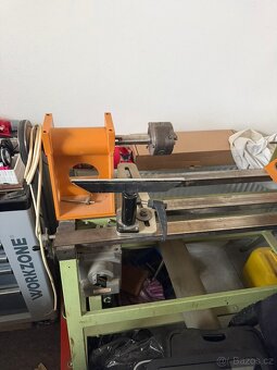 Soustruh na dřevo - 2