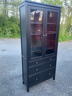 IKEA Hemnes vitrína - černohnědá - 2