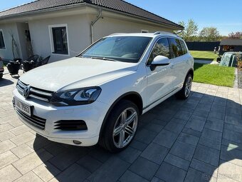VOLKSWAGEN TOUREG R-LINE DPH - 2