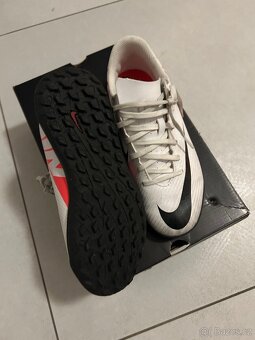 Kopačky turfy dětské Nike 35,5 - 2