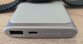 Samsung EB-U1200 power banka 10.000 mAh bezdrátová - 2
