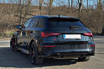 Audi RS3, TOP stav, s bohatou vybavou - 2