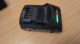 Metabo aku 18V 4Ah+ nabíječka ASC55 - 2