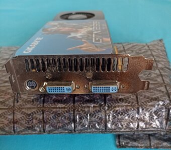 Gigabyte GTX285 - 2