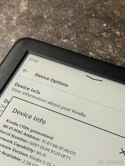 Čtečka knih Amazon Kindle 10. gen 4GB 2 - 2