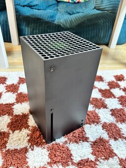 Prodám Xbox series X - 2