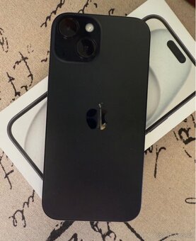 Apple iPhone 15 256gb černý - 2