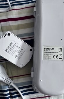SENCOR Cestovní pouzdro a nabíjecí základna - 2