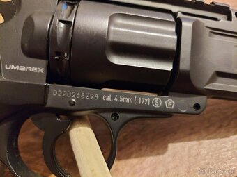 Vzduchový revolver Umarex UX Tornado 4,5mm - 2
