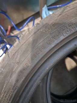 Letní 195/45 R16 84V Nokian - 2