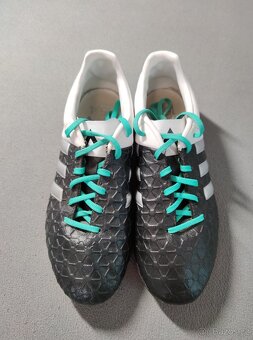 Fotbalové kopačky Adidas – styl a výkon na hřišti - 2
