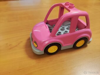 Lego duplo - růžové auto - 2