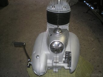 Motor JAWA  250 - 2