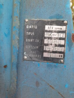 Prodám hydraulický dílenský jeřáb Žirafa 2t - 2