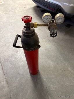 Tlaková láhev na co2 - 2