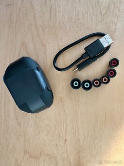 Bezdrátová sluchátka Sony WF-1000XM5 - 2