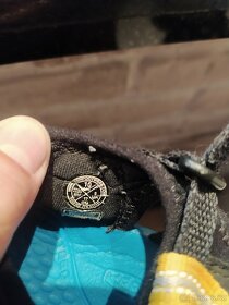 Sandále Keen 27/28 a trekové boty 27 obojí jako nové - 2