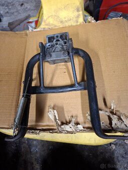 Manet Korádo;;:"' - 2