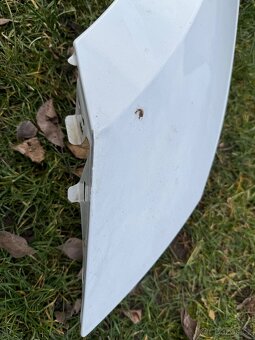 Pravý přední blatník Škoda Rapid - 2