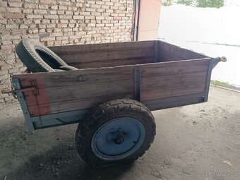 Prodám vlek za traktor ( jednoosý přívěs) - 2