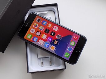 APPLE iPhone 8 64GB Space Grey - ZÁRUKA - 100% BATERIE - 2