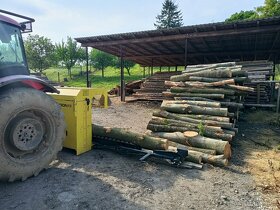 Mobilní štípání dříví - 2