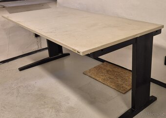 Pracovní stůl / deska - 2