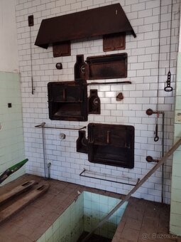 ŽELEZNÁ DVÍŘKA PECE - 2