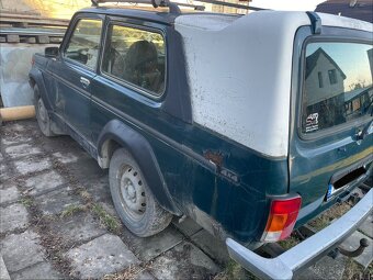 Lada Niva na díly - 2